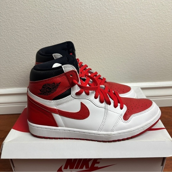 Nike Other - Air Jordan 1 Retro High OG Heritage Size 11